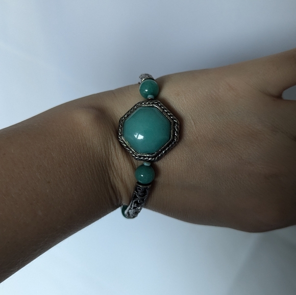 3 for $20 Teal colored stone in Silver Filigree Bracelet - Picture 2 of 3